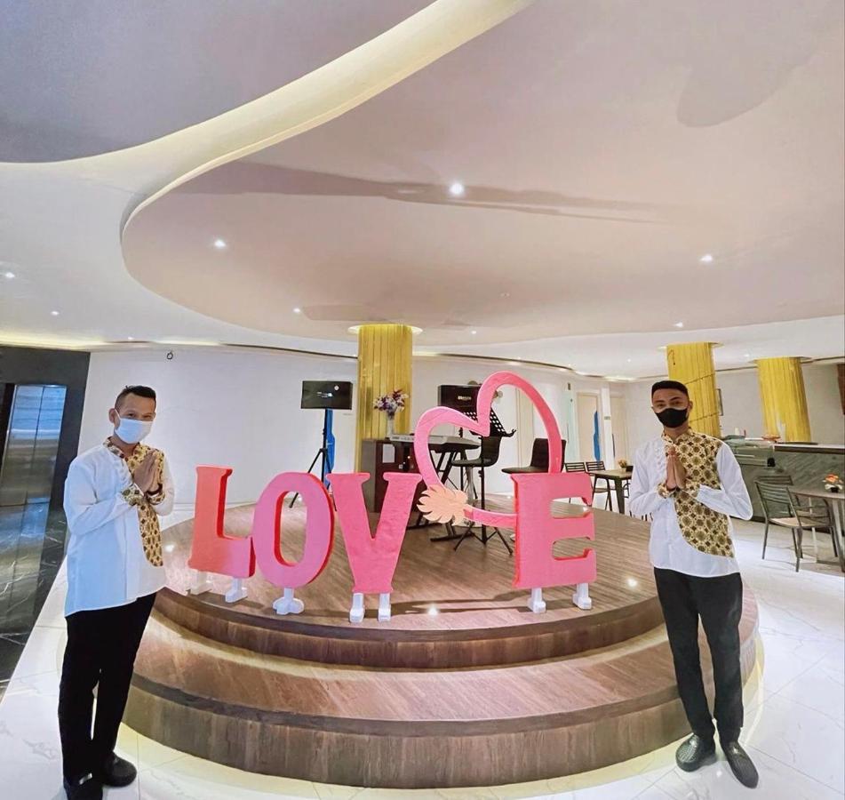 Batu Merah Golden Palace Hotel מראה חיצוני תמונה