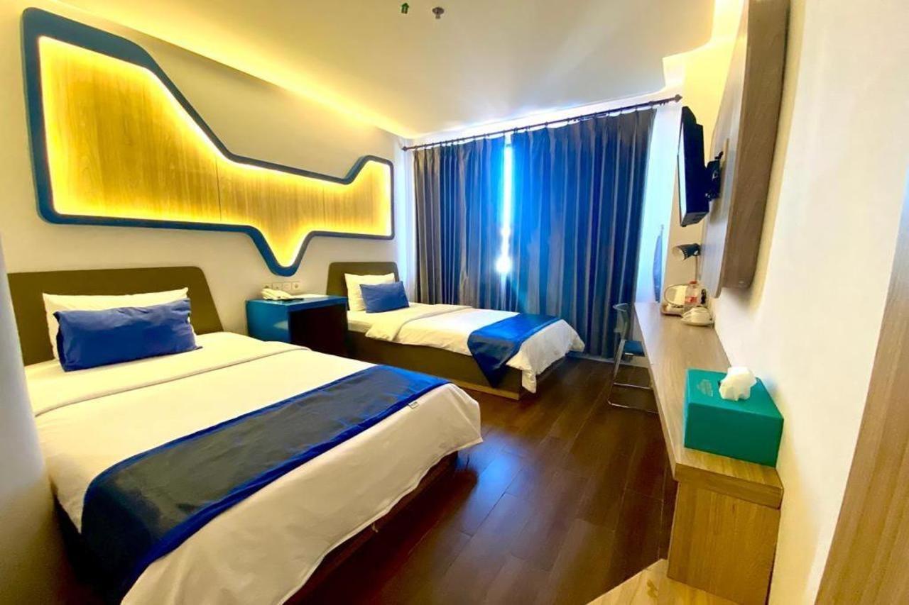 Batu Merah Golden Palace Hotel מראה חיצוני תמונה