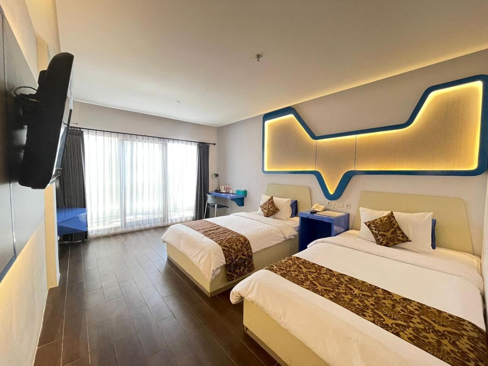 Batu Merah Golden Palace Hotel מראה חיצוני תמונה