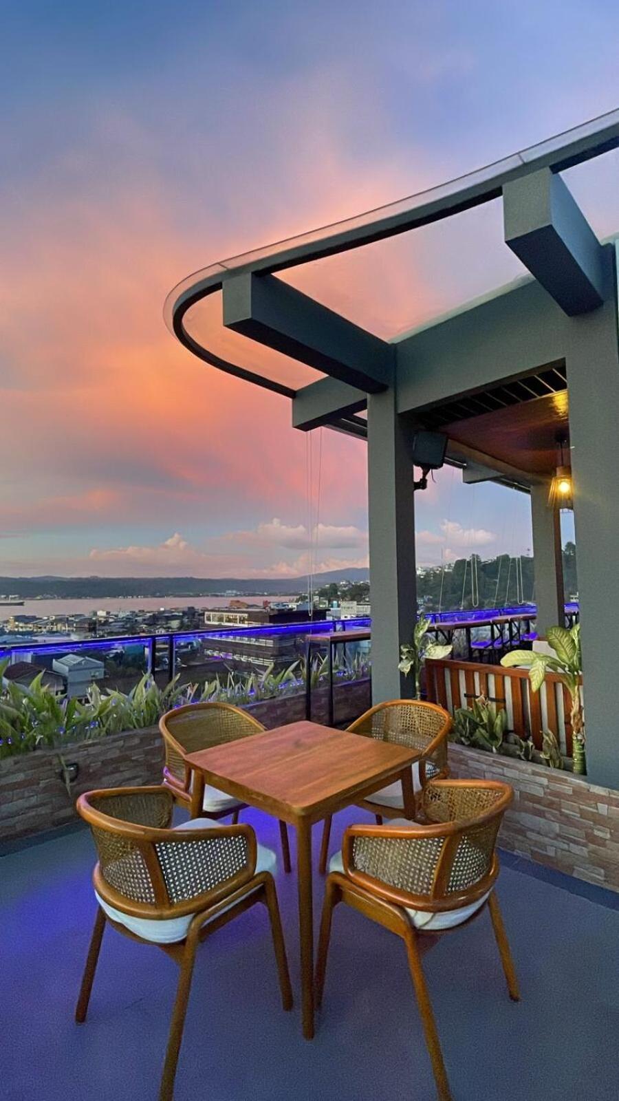 Batu Merah Golden Palace Hotel מראה חיצוני תמונה